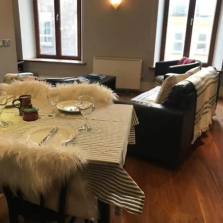 Centre Of Town - Luxury Holiday *