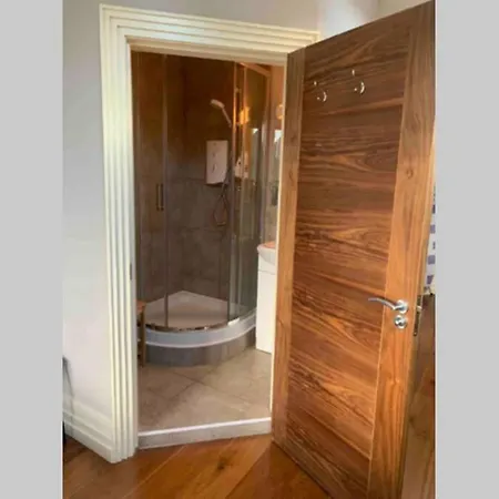 Centre Of Town - Luxury Holiday Dingle