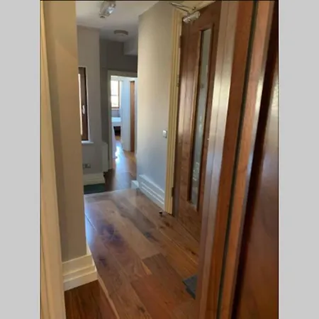 شقة Centre Of Town - Luxury Holiday *